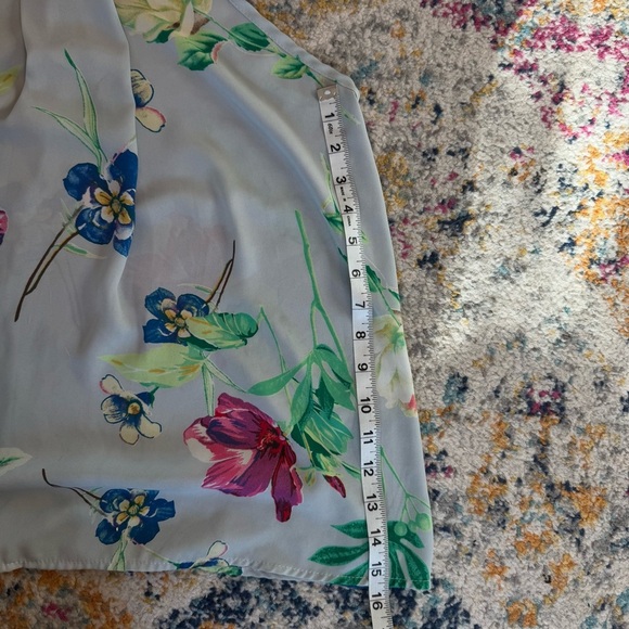 Le Lis Sheer High Neck Floral Flowy Tank Top Blouse Women’s Size Large - Picture 10 of 10